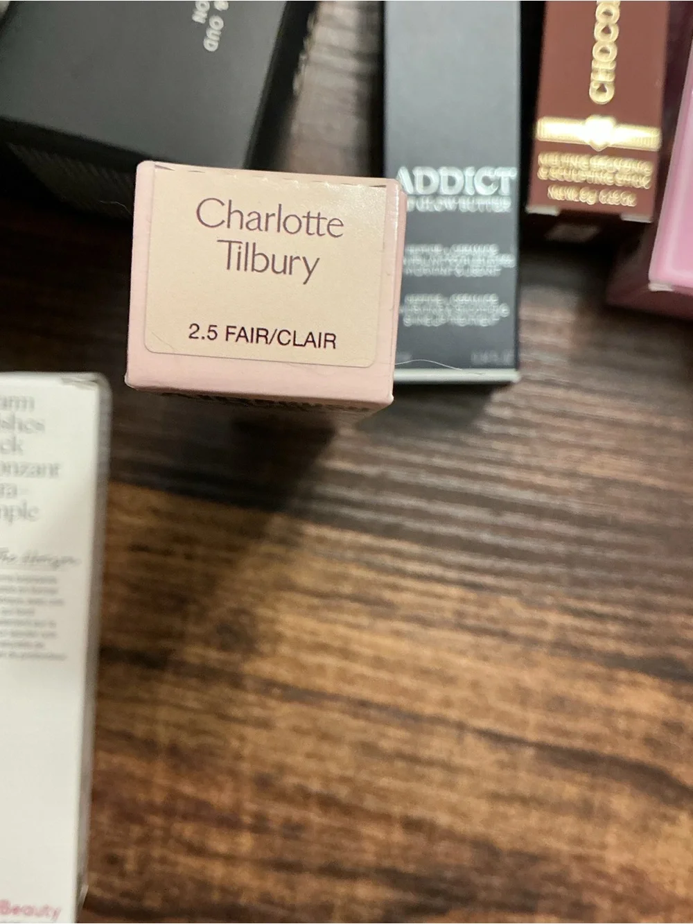 Charlotte Tilbury Airbrush Flawless Blur Concealer - Pink Beige Packaging